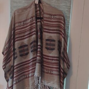 NWOT Francesca's Collections Multicolor Southwest Style Knit Shawl